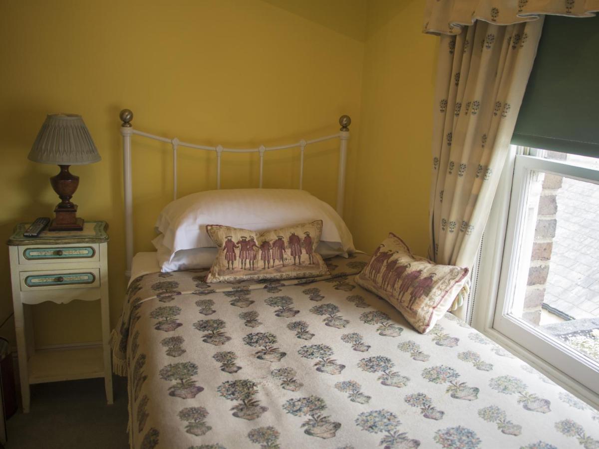 Albert & Victoria Guest House Eastbourne Kültér fotó