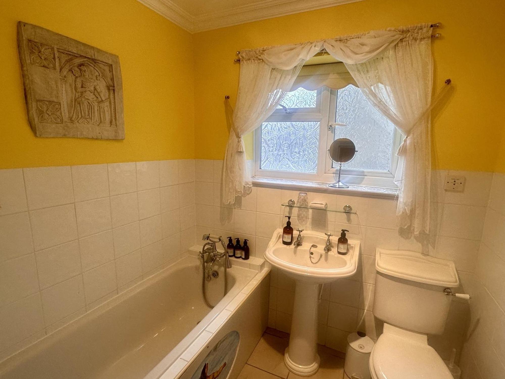 Albert & Victoria Guest House Eastbourne Szoba fotó