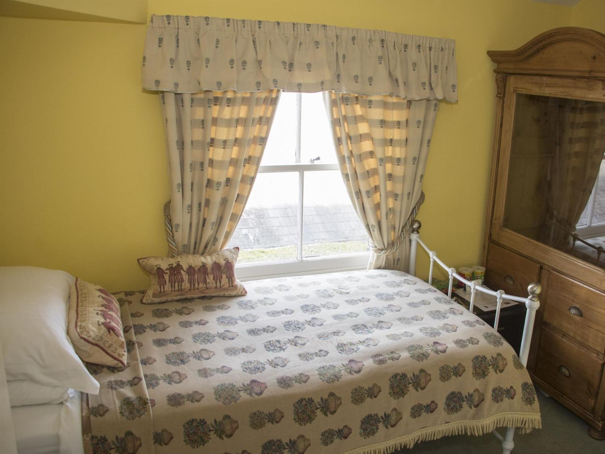 Albert & Victoria Guest House Eastbourne Kültér fotó