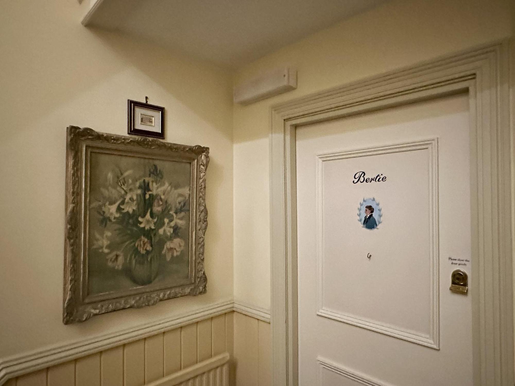 Albert & Victoria Guest House Eastbourne Szoba fotó