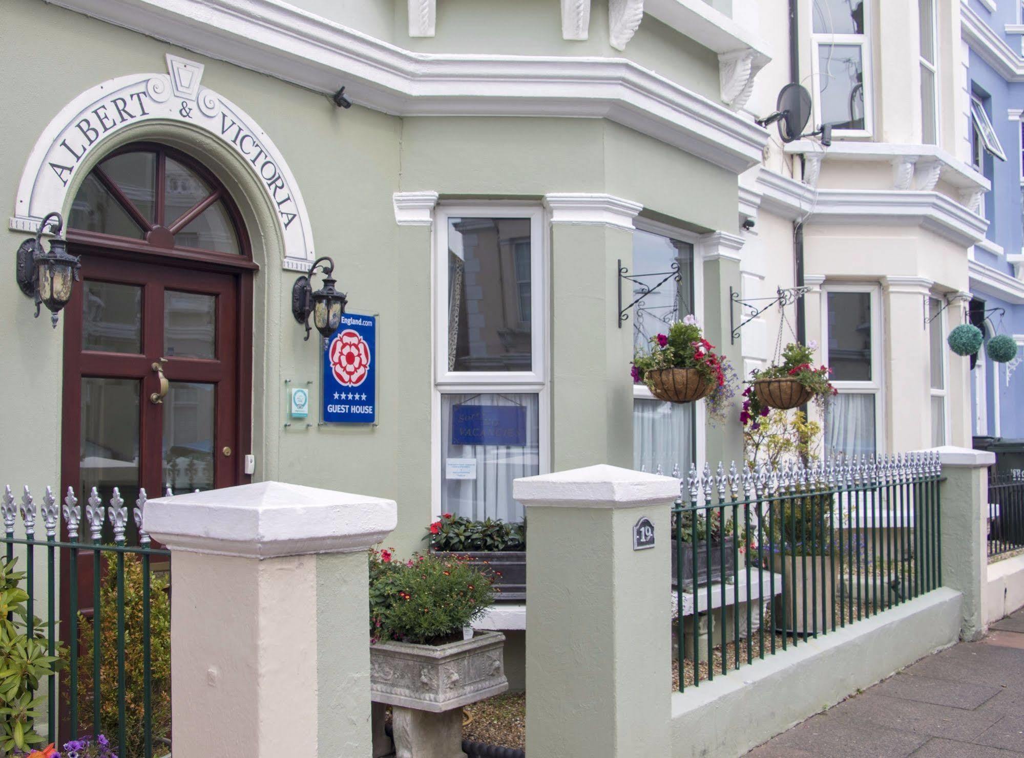 Albert & Victoria Guest House Eastbourne Kültér fotó