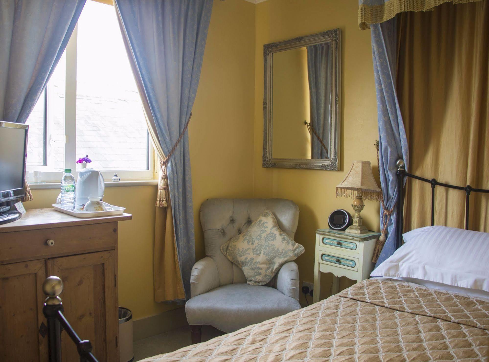 Albert & Victoria Guest House Eastbourne Kültér fotó
