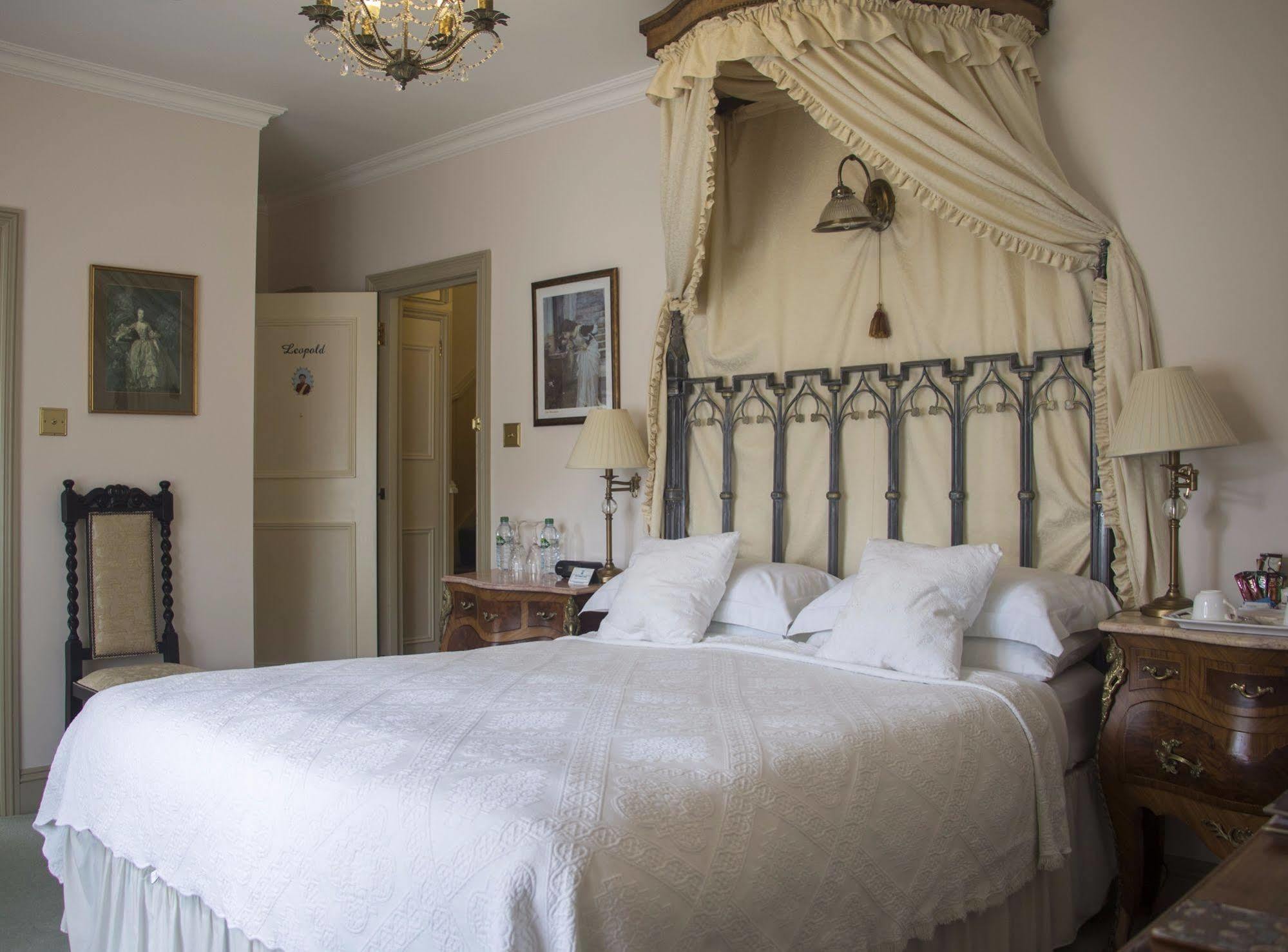 Albert & Victoria Guest House Eastbourne Kültér fotó